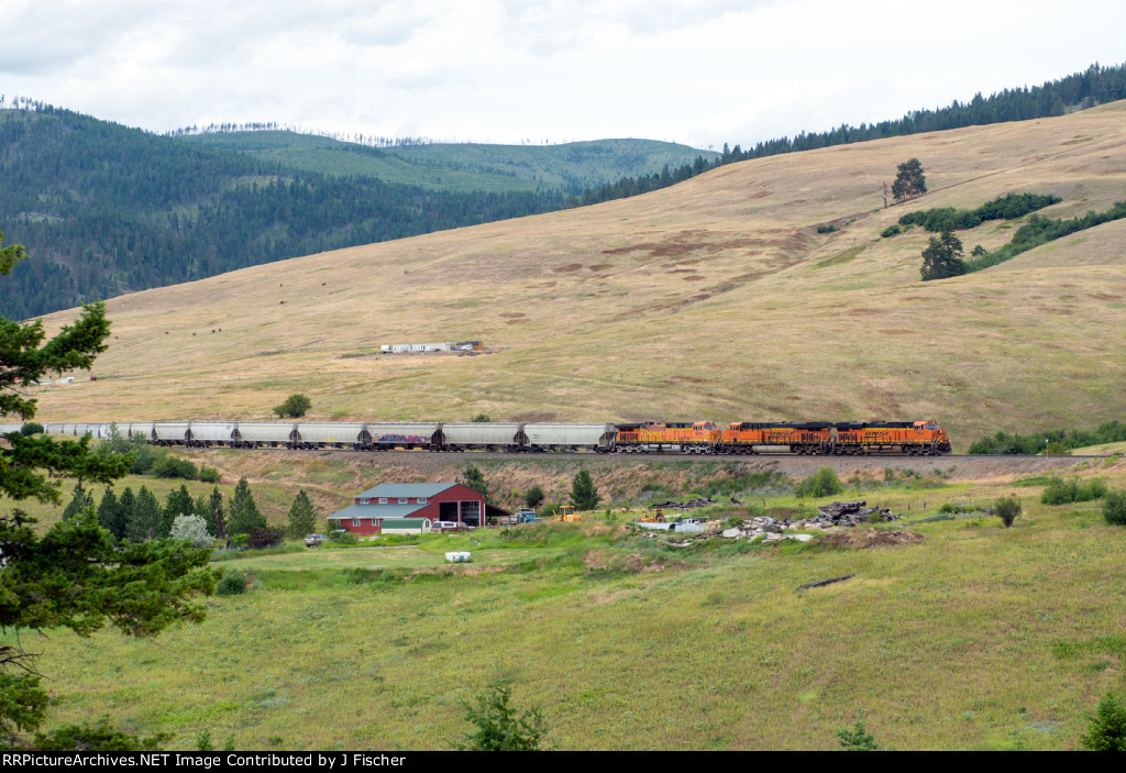 BNSF 7944